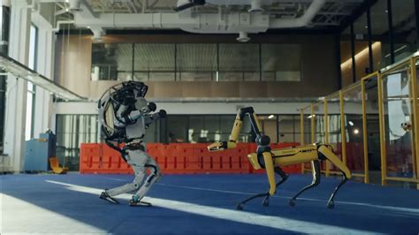 Los Robots De Boston Dynamics Causan Sensación Bailando Mejor Que Muchos Humanos