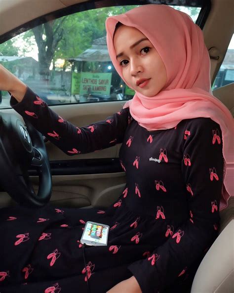 Tudung Dalam Kereta Tumblr Blake Paige