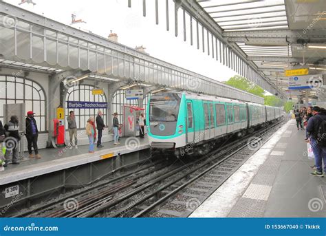Metro Subway Station Paris France Editorial Image Image Of Busy