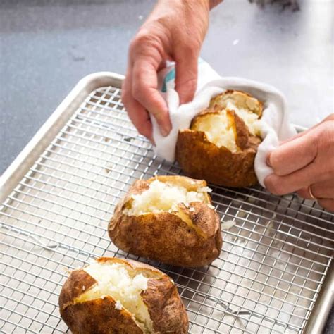 Best Baked Potatoes America S Test Kitchen Best Baked Potato Perfect