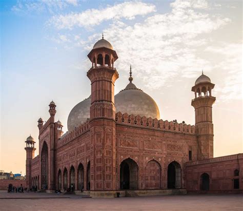 16 Breathtakingly Beautiful Mosques From Around The World Condé Nast