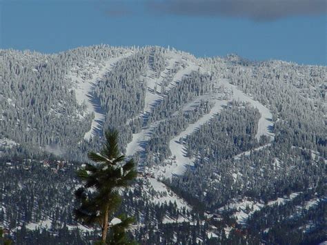 Diamond Peak Ski Area Incline Village NV My Tahoe Life Incline