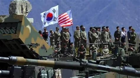 كوريا الجنوبية والولايات المتحدة تبدآن تدريبات عسكرية بحرية مصراوى