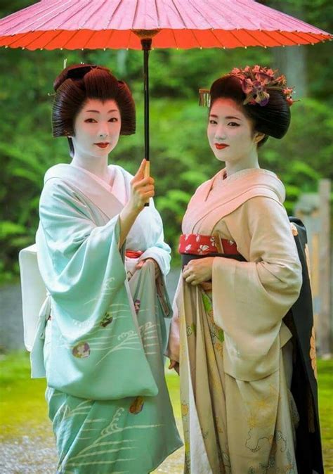 Pin By Thư Hoàng On Geisha Kimono Japan Japanese Costume Japanese