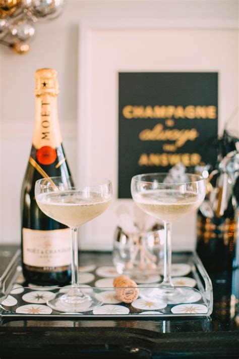 Who Could Use A Little Nye Party Inspiration Champagne Drinks Bubbly