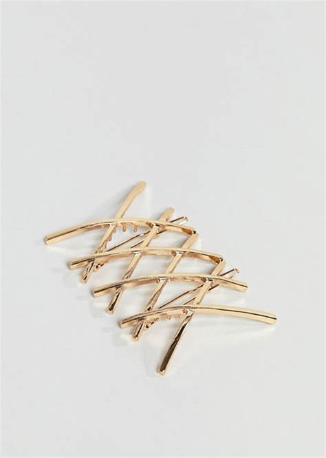 Statement Hair Pins Thatll Effortlessly Elevate A Basic Style