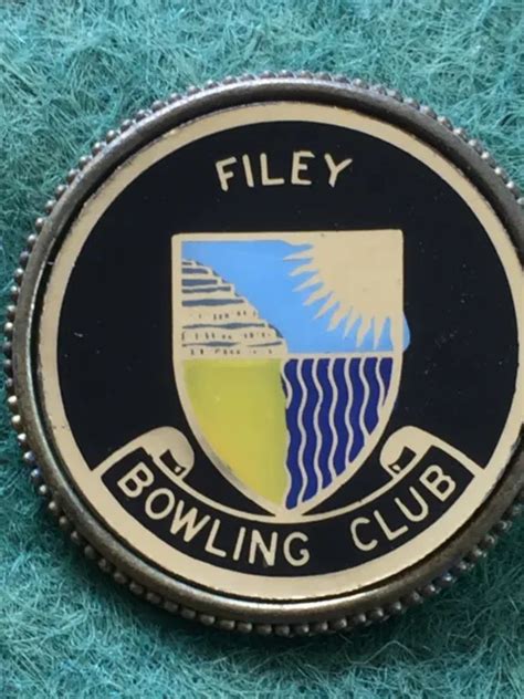 Vintage Enamel Bowling Bowls Club Badge Pin Filey North Yorkshire 36