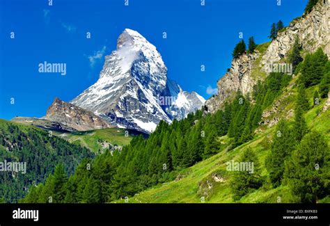 Matterhorn Mountain Peak Swiss Alps Switzerland Stock Photo Alamy