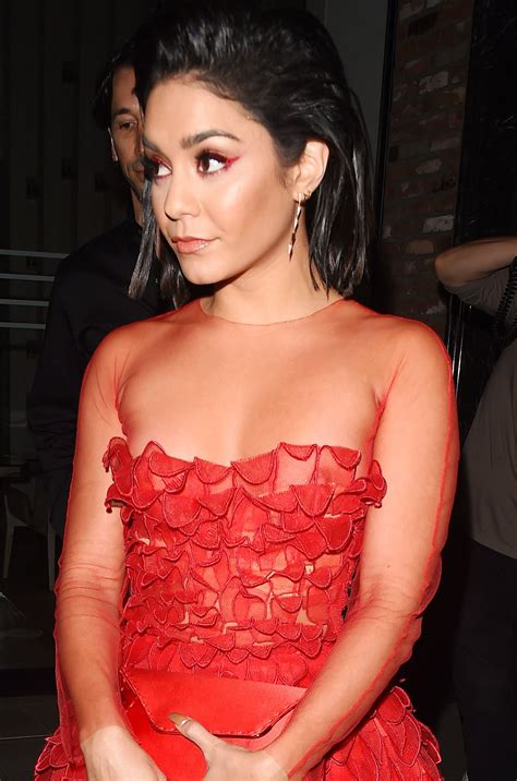 A wide variety of see through picture frames options are available to you, you can also choose from 1 color, 2 color and 6 color. Vanessa Hudgens See Through (13 Photos) | #TheFappening