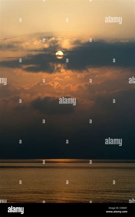 Le lever du soleil Tabgha à la mer de Galilée de Génésareth Yam