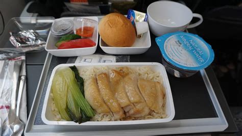 Sqシンガポール航空 飛行機機内スペックと機内食 エコノミー ｜anandyou