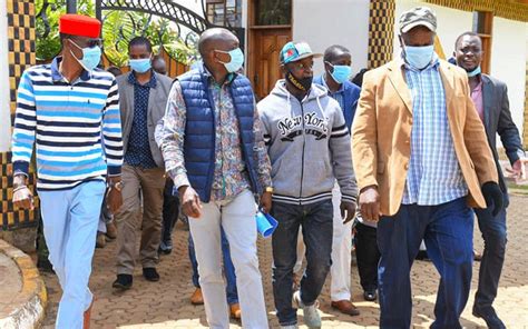 Didmus barasa released on sh100,000 cash bail in car sale case. Eyebrows raised as Ruto men host Nyanza delegates - People ...