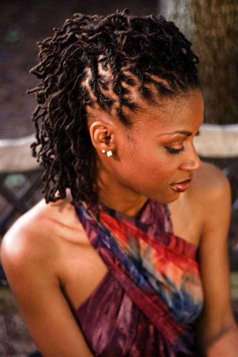 17 stunning women with dreadlocks african vibes hair dreadlock hairstyles locs hairstyles