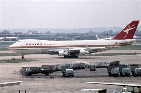 Qantas says it will stand down 2,500 staff as a lockdown in sydney impacts air travel across australia. QANTAS AIRWAYS