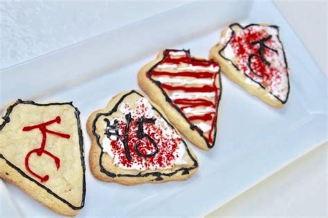 Diy Chiefs Chiefs Cookies With Christmas Tree Cookie Cutter Recipe