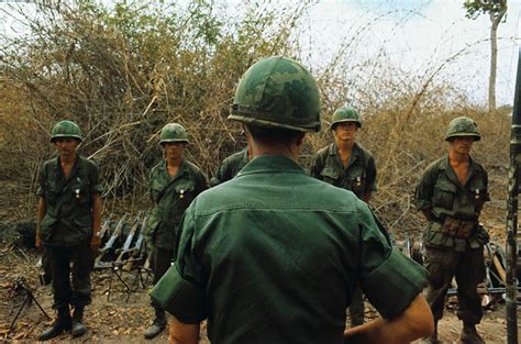 U1594242 1 12 Apr 1968 Saigon South Vietnam Us Soldi Flickr