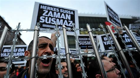 turkey sentences 25 journalists to prison for links to gulen middle east eye