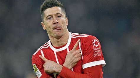 Bayern Munichs Robert Lewandowski Eyes All Time Bundesliga Home