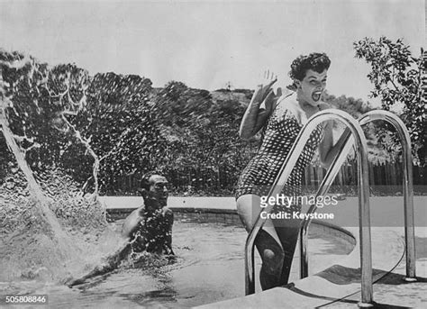 Jane Russell Photos Photos And Premium High Res Pictures Getty Images