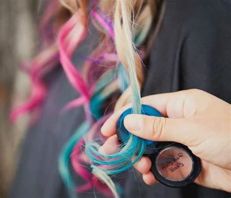 What Is Hair Chalk 5 Best Hair Chalks To Try Hairstylecamp