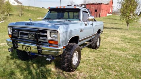 1989 Dodge Ram W150 4x4 Short Bed Restored Lifted Pickup Awesome For