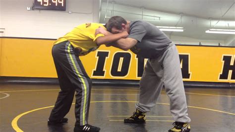 Iowa Coach Terry Brands Handfighting Lesson Youtube