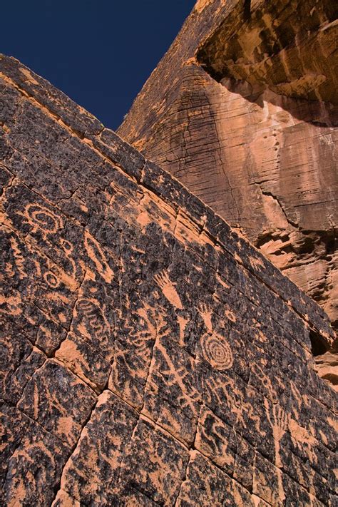 Petroglyphs Near Atlati Rock Valley Of Fire State Park
