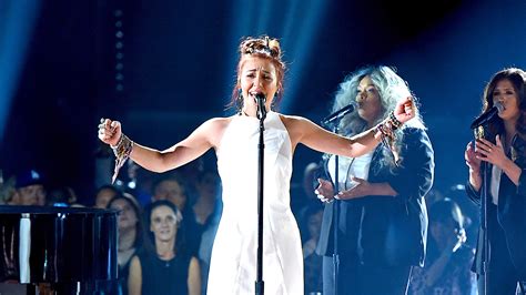 Watch Billboard Music Awards Highlight Lauren Daigle You Say