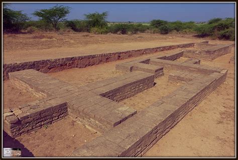 The Traveller Lothal Site Of Indus Valley Civilization In India