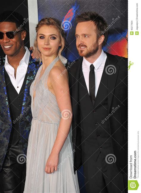 Aaron Paul Y Imogen Poots Imagen De Archivo Editorial Imagen De Famoso 45277604