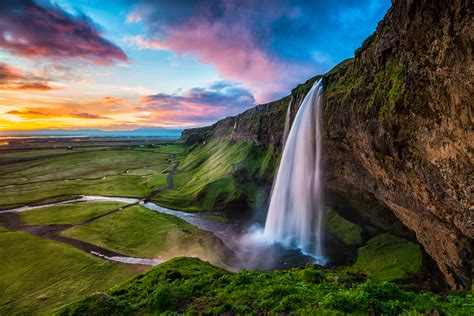 Seljalandsfoss Impresionante Cascada Del Sur De Islandia