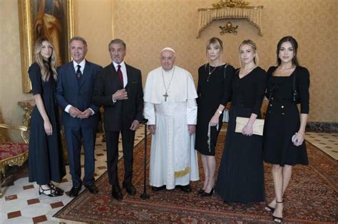 Foto Sylvester Stallone Da Papa Francesco Le Foto In Vaticano