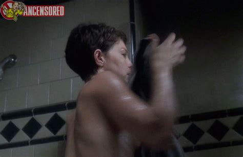 Naked Ashley Judd In Twisted