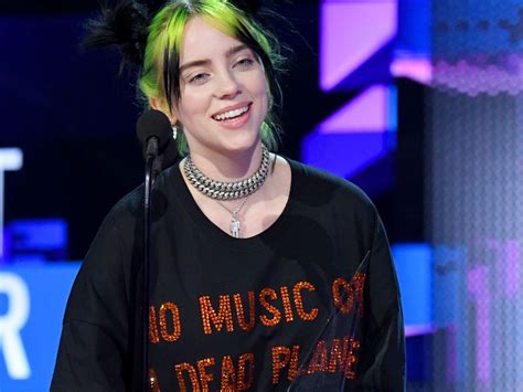 Billie eilish pirate baird o'connell (b. Billie Eilish on receiving approval from Dave Grohl and ...