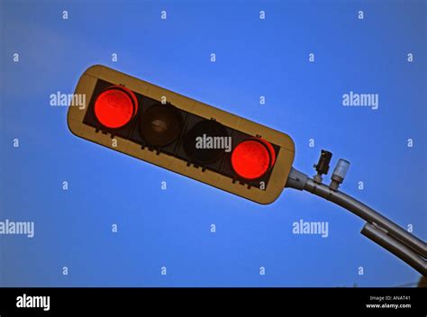 Pair Of Traffic Lights Hi Res Stock Photography And Images Alamy