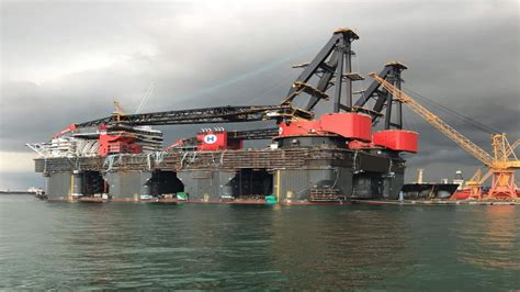 Load testing the world's largest crane vessel | Aggreko