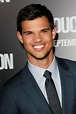 Taylor Lautner Picks His Favorite ‘Twilight’ Movie: ‘Breaking Dawn’ ‘By ...