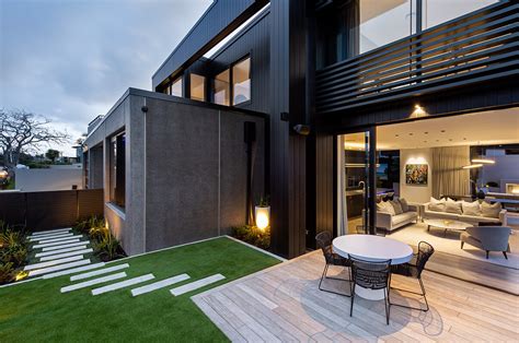 Why You Should Build Your Dream Home With Precast Concrete Nauhria
