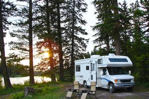 A Guide To Off Grid Rving Tips And Tricks Auto In Strack