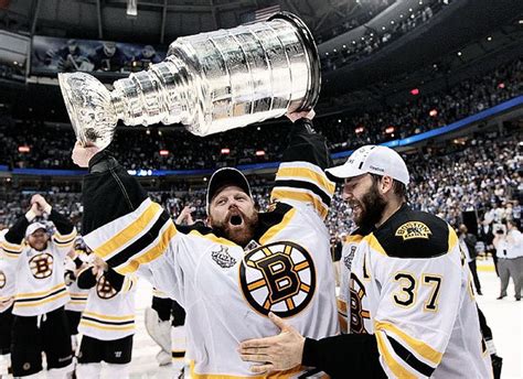 Tim Thomas Again Brilliant As Boston Bruins Win Stanley Cup With 4 0