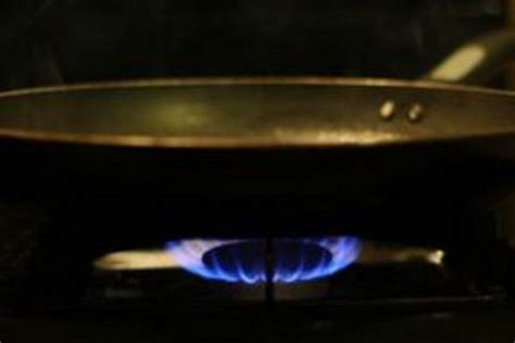 How to Cook a T-Bone Steak on the Stove | T bone steak ...