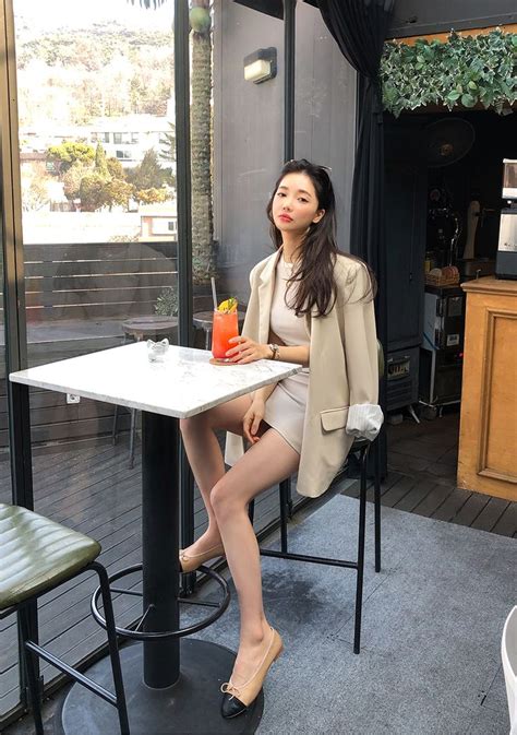 Chuu 사랑해츄 Sungkyung Style 2019 Fashion Fashion Outfits Korean Fashion