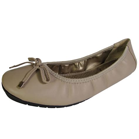 Me Too Womens Halle Leather Ballet Flat Shoe Ebay