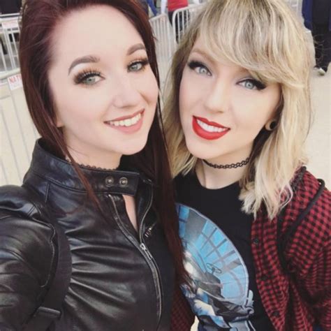 taylor swift lookalike sends fans into meltdown ‘could she look any more like taylor swift