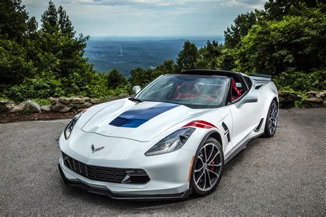 Shopping For A New Corvette Heres Why You Should Get The Grand Sport