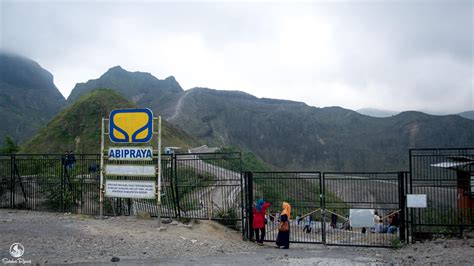 Perjalanan ke tempat wisata gunung kelud dari kota kediri memang bisa dibilang lumayan jauh. Wisata Kediri Kelud - Tempat Wisata Indonesia