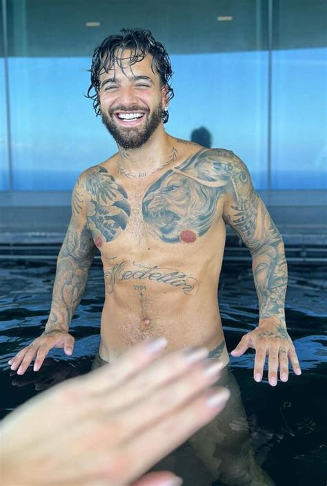 Maluma Goes Naked In Miami Almost Didn T Find A Photographer