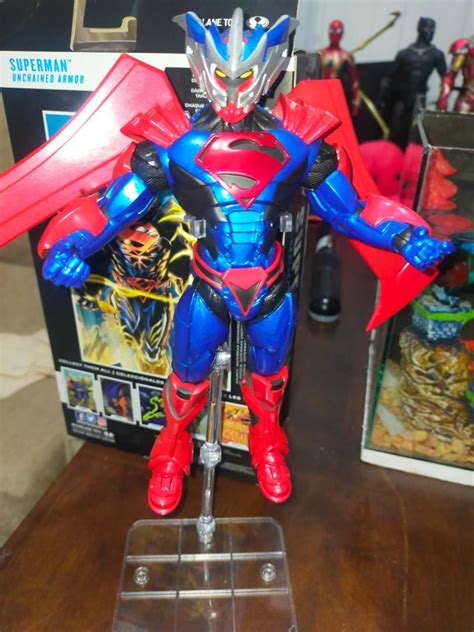 Mcfarlane Superman Unchained Armor Classic Bluered Version Flight