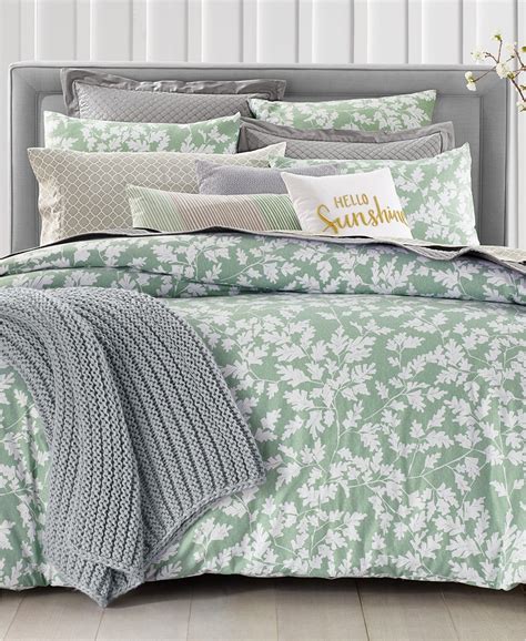 This will give you comfortable insulation even during the coldest winter night. Charter Club Damask Designs Oak Leaf 3 Piece Bedding ...