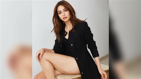 Kriti Kharbanda Is Very Bold In Real Life See The Hot Looks Of The Actress